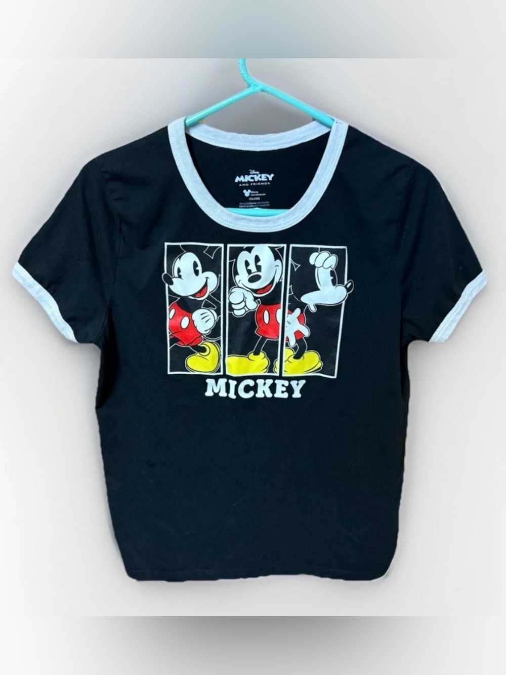 Disney Mickey Mouse Women’s XXL Black Ringer Tee